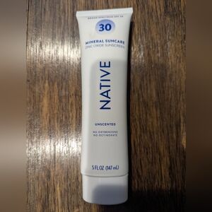 Native‎ Mineral Suncare SPF 30 - White